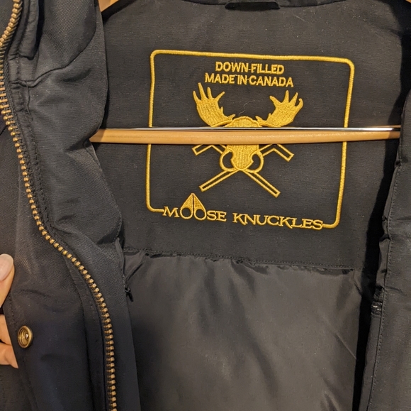 Moose Knuckles Gold Series Coat - Picture 8 of 9